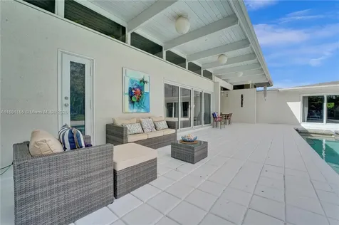 1139 Washington Street Hollywood FL 33019