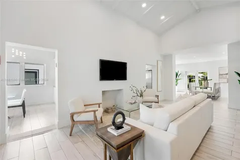8851 Dickens Avenue Surfside FL 33154