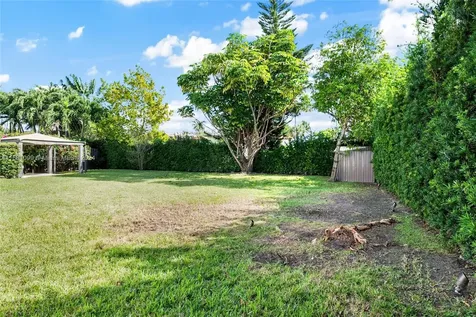 8851 Dickens Avenue Surfside FL 33154