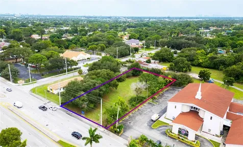NW 183 Street & NW 19 Avenue Miami Gardens FL 33056