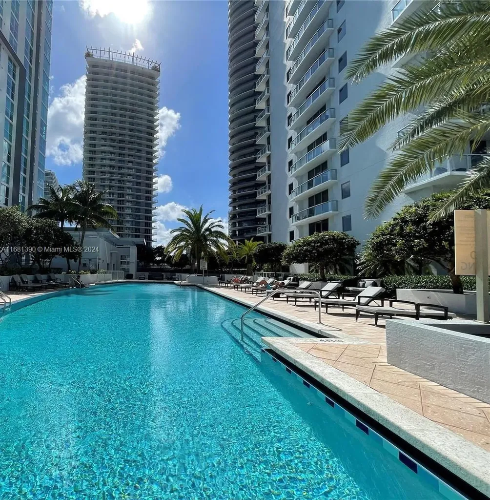 1060 Brickell Avenue Miami FL 33131
