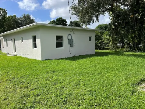 5931 SW 62nd Terrace South Miami FL 33143