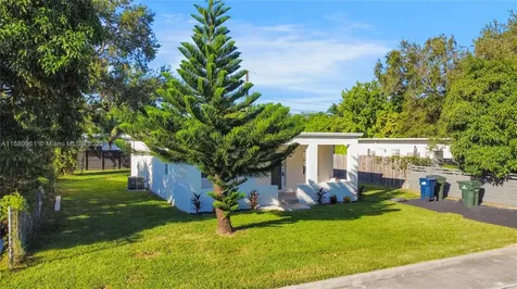 5931 SW 62nd Terrace South Miami FL 33143