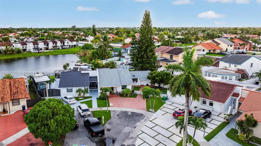 12386 SW 10th Lane Miami FL 33184