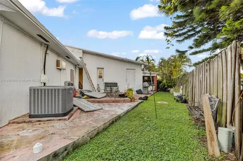 12386 SW 10th Lane Miami FL 33184