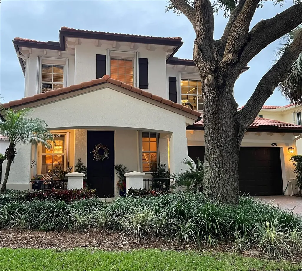 425 Pumpkin Drive Palm Beach Gardens FL 33410