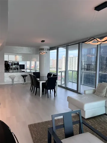 17121 Collins Avenue Sunny Isles Beach FL 33160