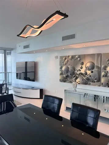 17121 Collins Avenue Sunny Isles Beach FL 33160
