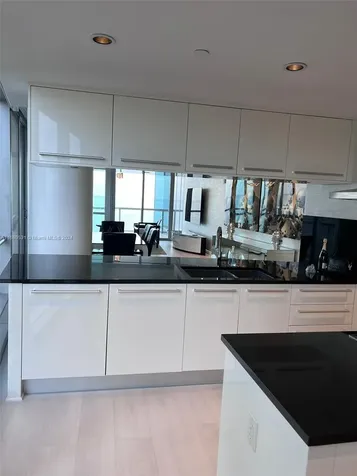 17121 Collins Avenue Sunny Isles Beach FL 33160