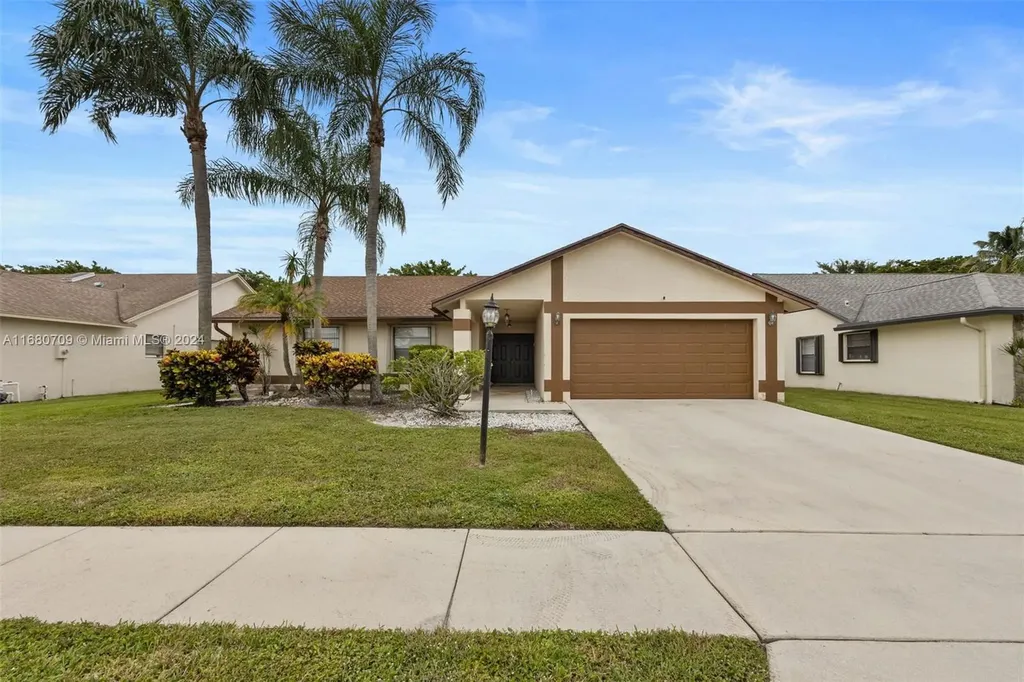 9587 Trivolo Place Boca Raton FL 33434
