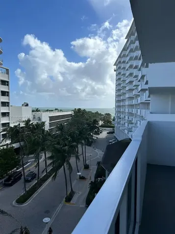 100 Lincoln Road Miami Beach FL 33139