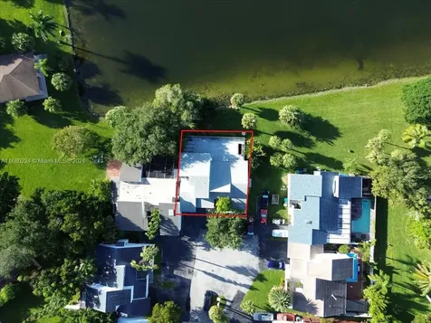 20296 SW 85th Avenue Cutler Bay FL 33189