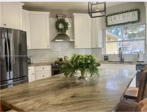 174 NW 207th Terrace Pembroke Pines FL 33029