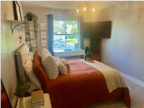 174 NW 207th Terrace Pembroke Pines FL 33029