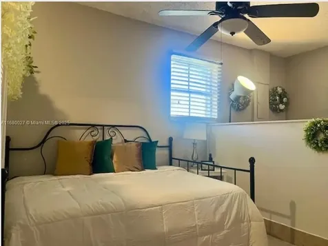 174 NW 207th Terrace Pembroke Pines FL 33029