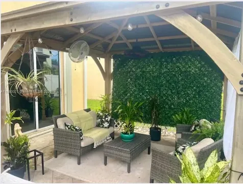 174 NW 207th Terrace Pembroke Pines FL 33029