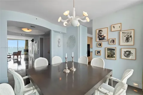 300 S Pointe Drive Miami Beach FL 33139