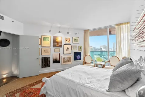 300 S Pointe Drive Miami Beach FL 33139