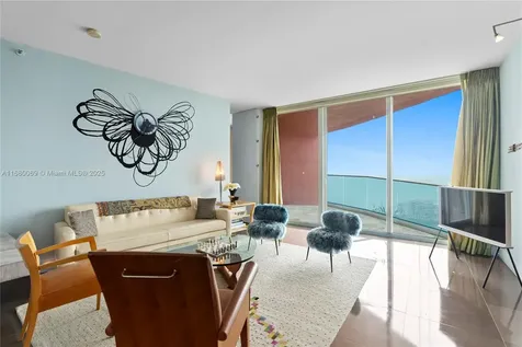 300 S Pointe Drive Miami Beach FL 33139