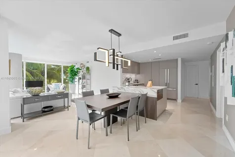 3400 SW 27th Avenue Miami FL 33133
