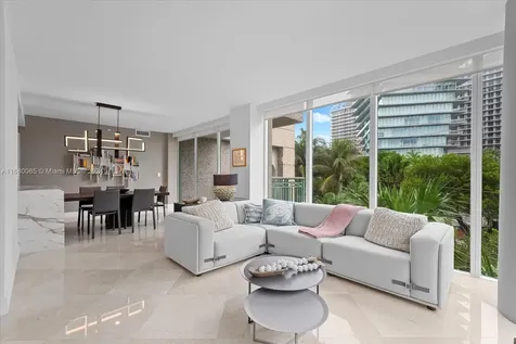 3400 SW 27th Avenue Miami FL 33133