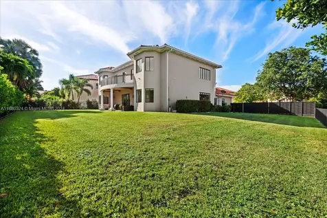 18835 SW 76th Court Cutler Bay FL 33157