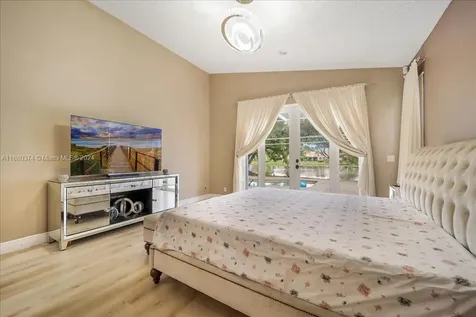 15003 SW 16th Street Pembroke Pines FL 33027