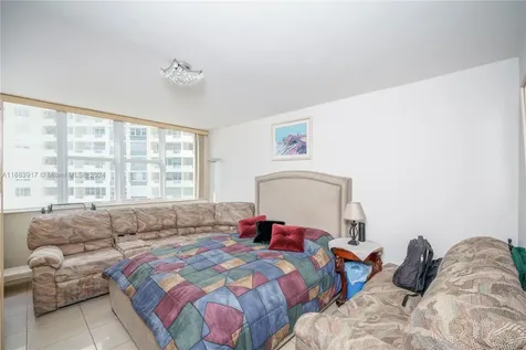 3140 S Ocean Drive Hallandale Beach FL 33009
