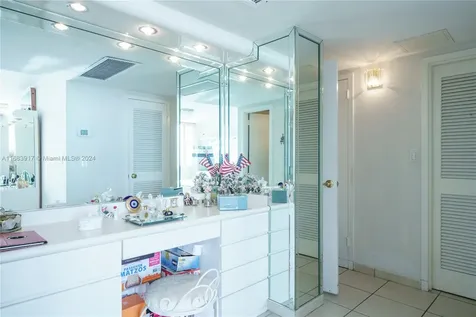 3140 S Ocean Drive Hallandale Beach FL 33009