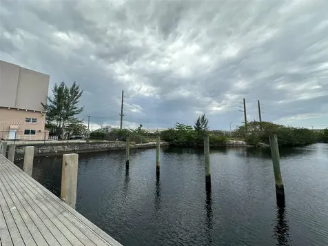2599 NW 37th Avenue Miami FL 33142