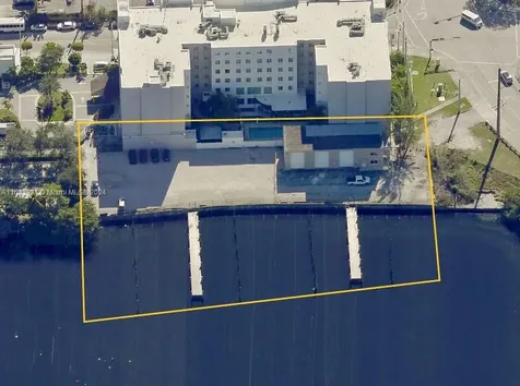 2599 NW 37th Avenue Miami FL 33142