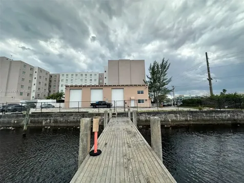 2599 NW 37th Avenue Miami FL 33142