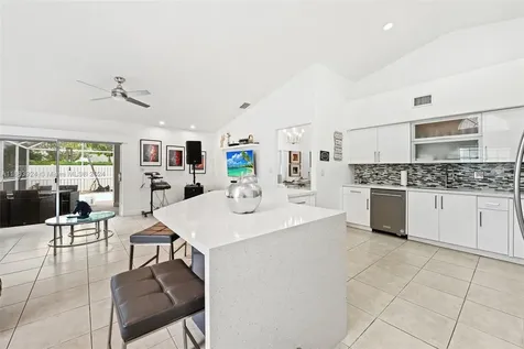 20180 NW 9th Drive Pembroke Pines FL 33029