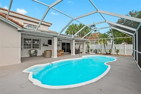 20180 NW 9th Drive Pembroke Pines FL 33029