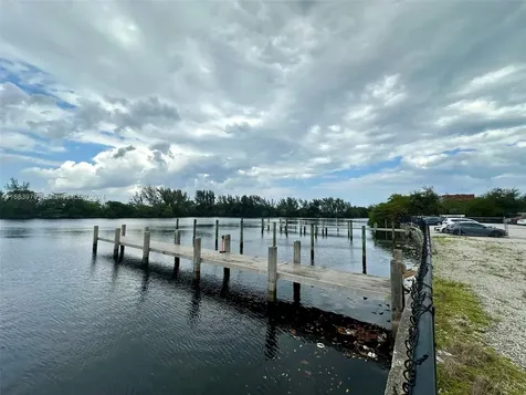 2599 NW 37th Avenue Miami FL 33142