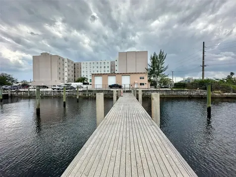 2599 NW 37th Avenue Miami FL 33142