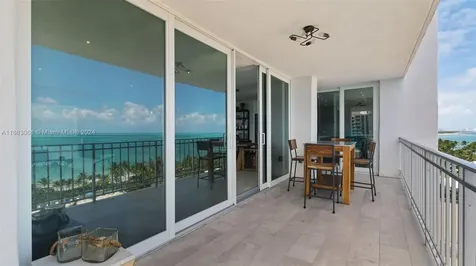 881 Ocean Drive Key Biscayne FL 33149