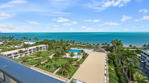 881 Ocean Drive Key Biscayne FL 33149