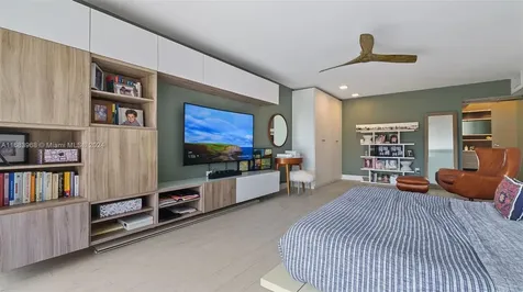 881 Ocean Drive Key Biscayne FL 33149