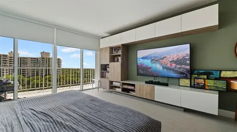 881 Ocean Drive Key Biscayne FL 33149