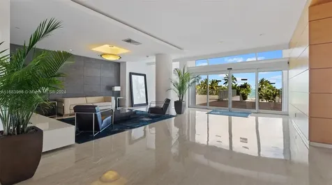 881 Ocean Drive Key Biscayne FL 33149