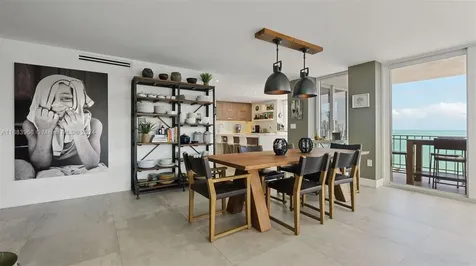 881 Ocean Drive Key Biscayne FL 33149