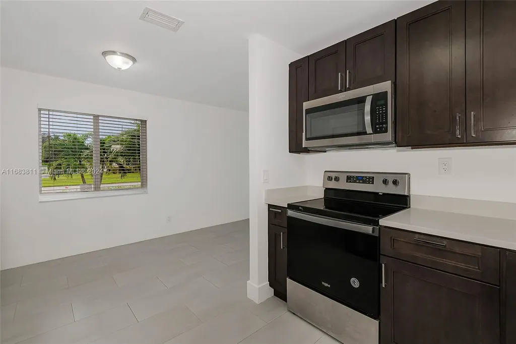 484 W Royal Palm Road Boca Raton FL 33432