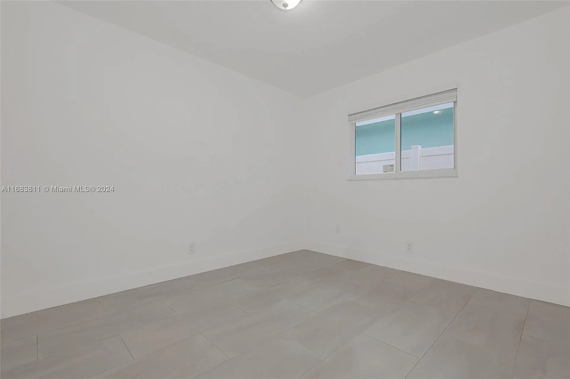 484 W Royal Palm Road Boca Raton FL 33432