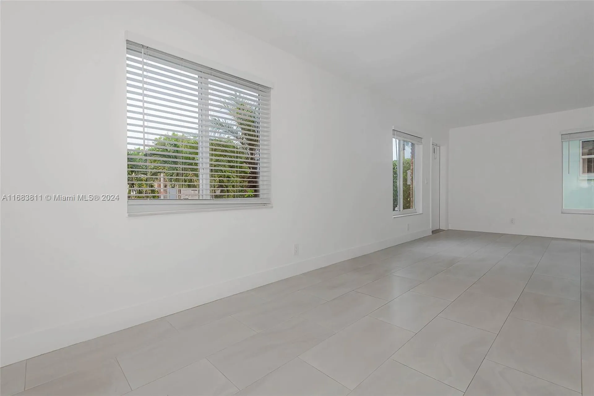 484 W Royal Palm Road Boca Raton FL 33432