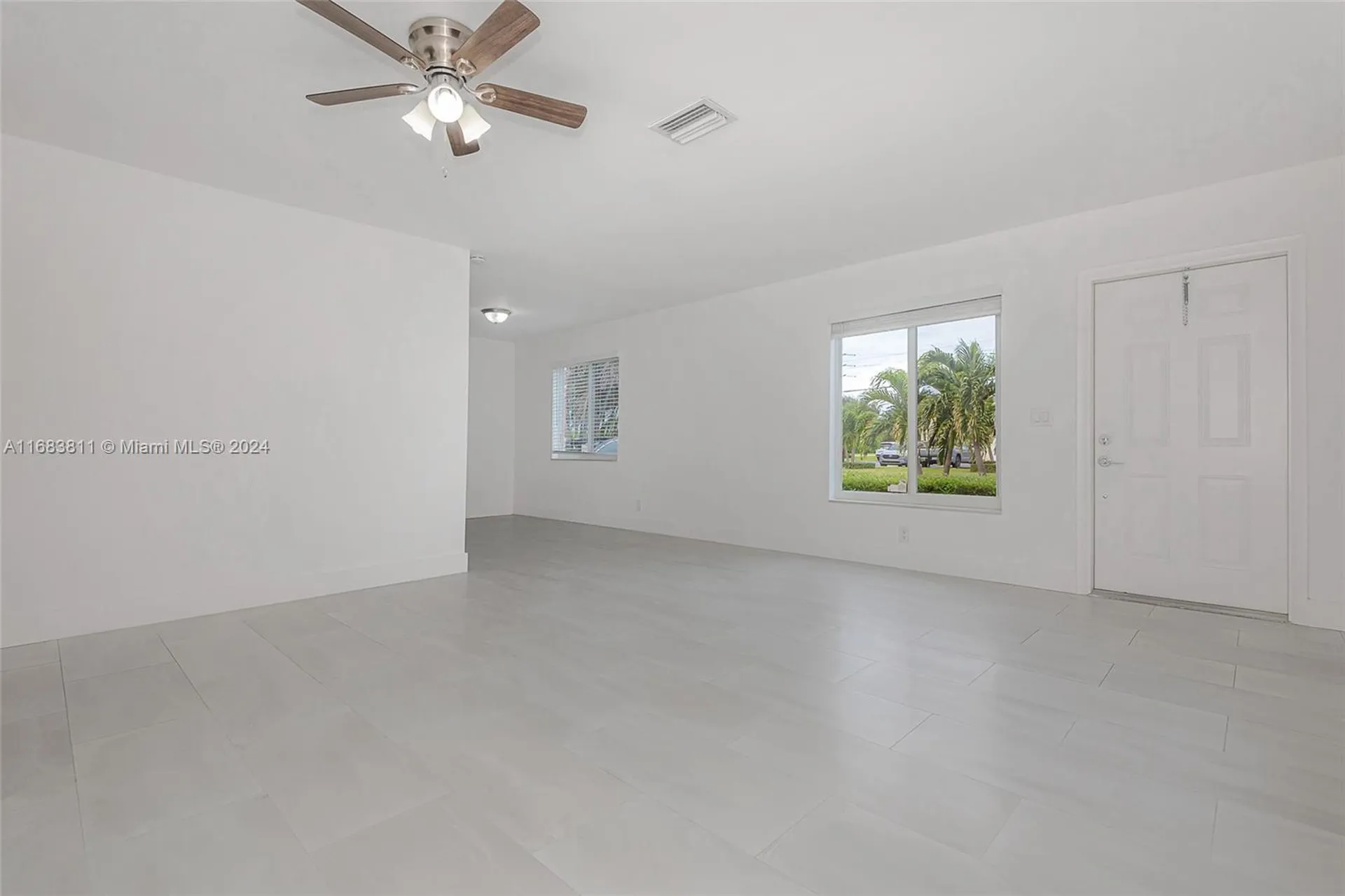 484 W Royal Palm Road Boca Raton FL 33432