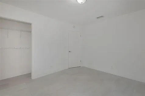 484 W Royal Palm Road Boca Raton FL 33432