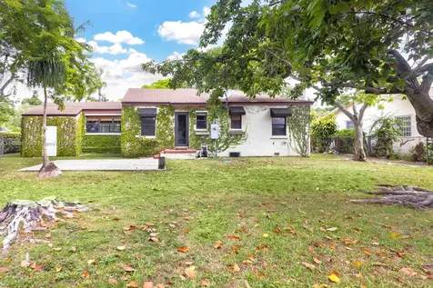 5842 SW 61st Street Miami FL 33143