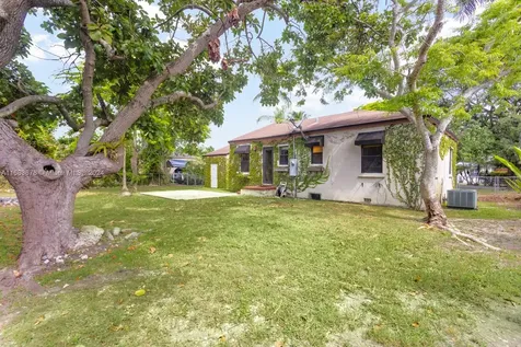 5842 SW 61st Street Miami FL 33143