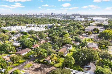 5842 SW 61st Street Miami FL 33143